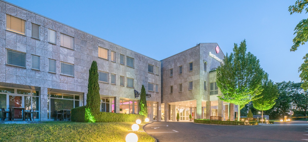 Aussenfassade Best Western Plus Hotel Fellbach-Stuttgart